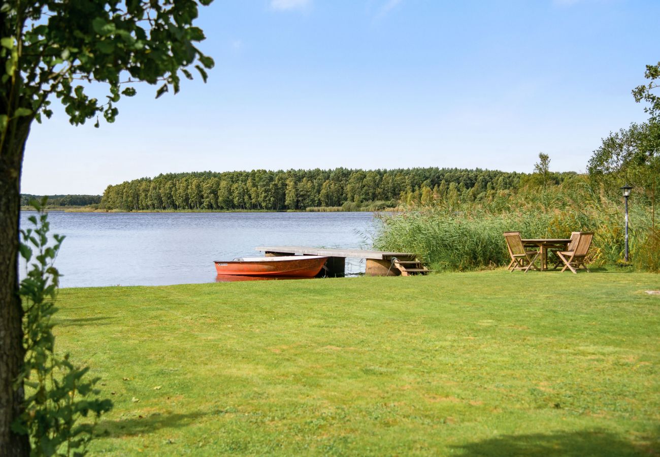 Ferienhaus in Ljungbyhed - Ferienhaus mit eigenem Steg In Ljungbyhed | SE01026