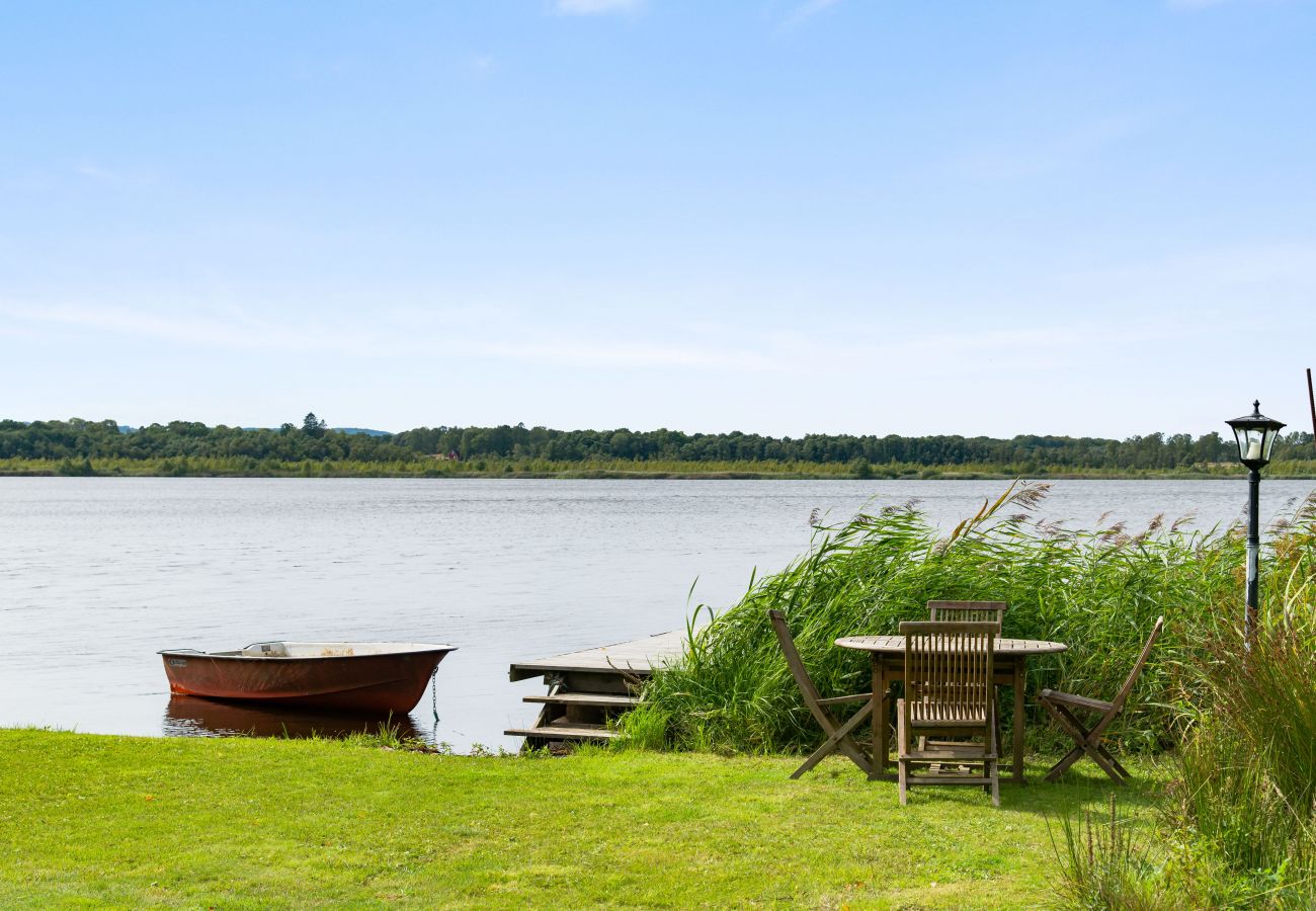 Ferienhaus in Ljungbyhed - Ferienhaus mit eigenem Steg In Ljungbyhed | SE01026