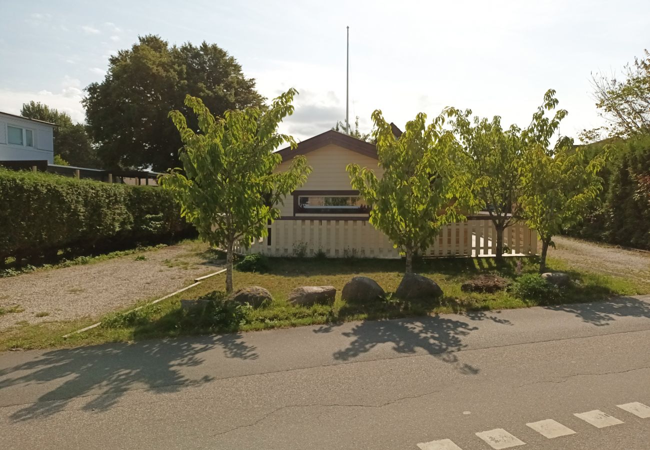 Studio in Höllviken - Kleines Ferienhaus im Herzen von Höllviken | SE01027
