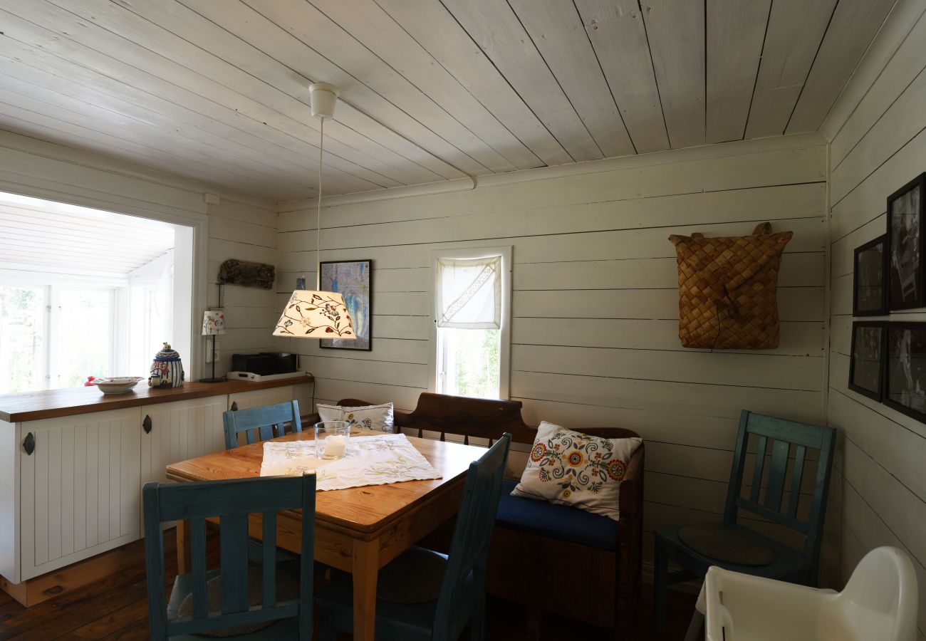 Ferienhaus in Arvika - Gemütliches Ferienhaus in der Arvika in der schönen Natur Värmlands | SE18013