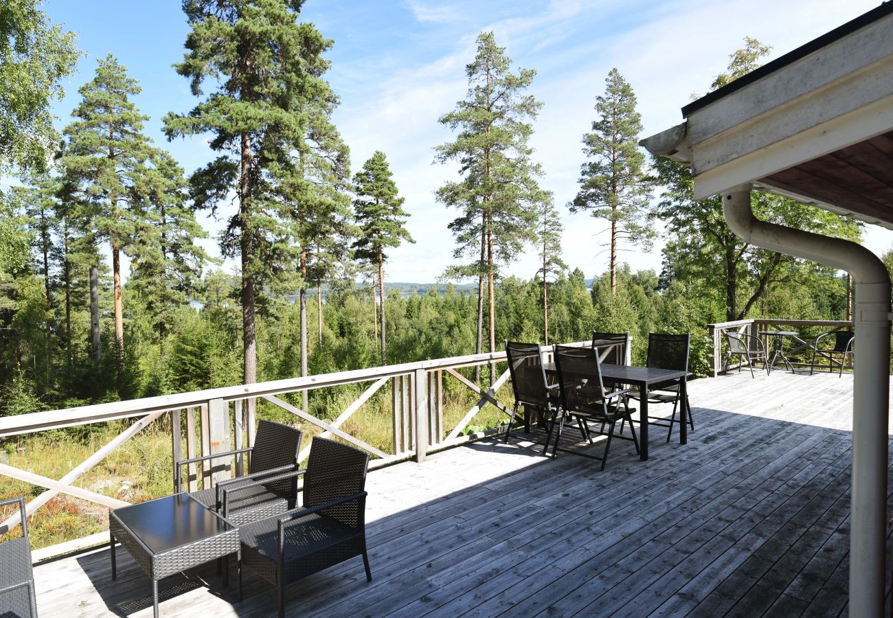 Ferienhaus in Arvika - Gemütliches Ferienhaus in der Arvika in der schönen Natur Värmlands | SE18013