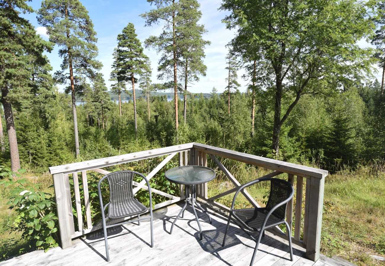 Ferienhaus in Arvika - Gemütliches Ferienhaus in der Arvika in der schönen Natur Värmlands | SE18013
