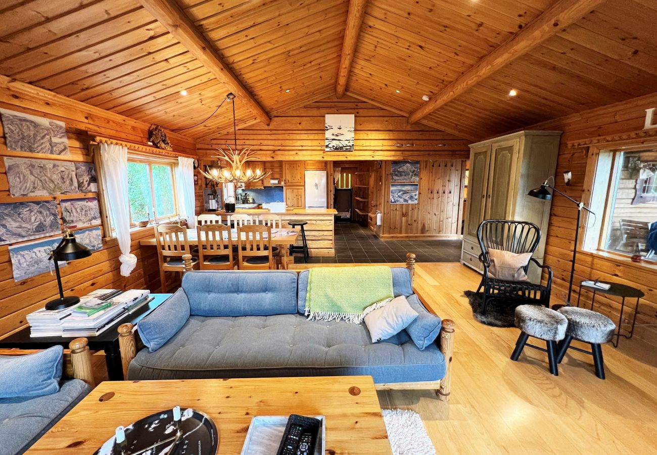 Ferienhaus in Undersåker - Blockhaus in Edsåsdalen, mitten in der Bergwelt und in der Nähe von Åre | SE21001