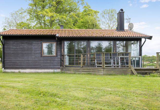  in Ljungby - Ferienhaus am See Bolmen außerhalb von Ljungby | SE06038