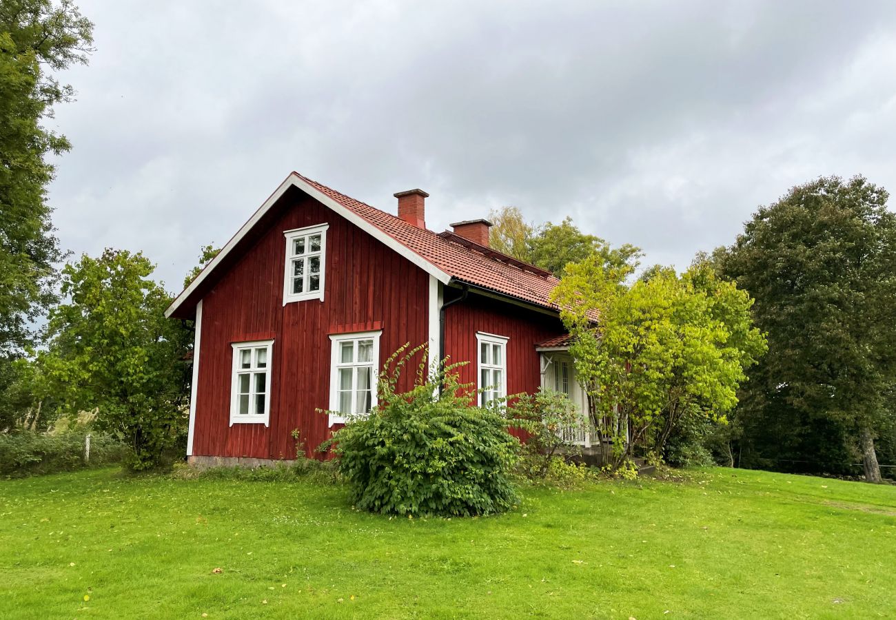 Haus in Smålandsstenar - Schönes Ferienhaus in Släthult außerhalb von Smålandsstenar | SE07030