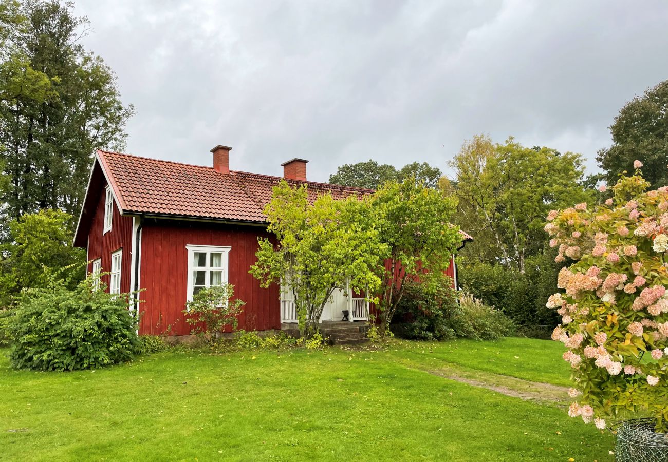 Ferienhaus in Smålandsstenar - Schönes Ferienhaus in Släthult außerhalb von Smålandsstenar | SE07030