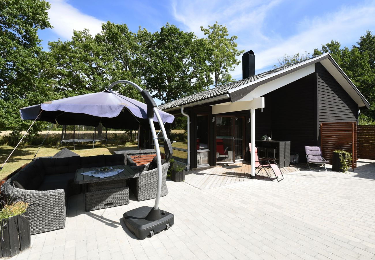 Ferienhaus in Löttorp - Schönes Ferienhaus mit Außenpool in Löttorp, Öland | SE04008