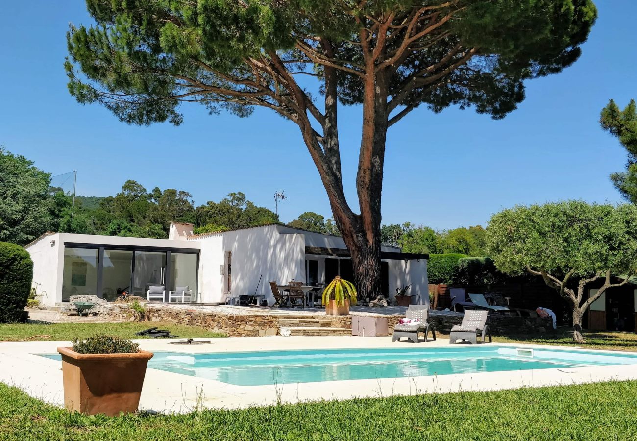 Villa in Grimaud - Villa Artemis - Etoiles du Sud