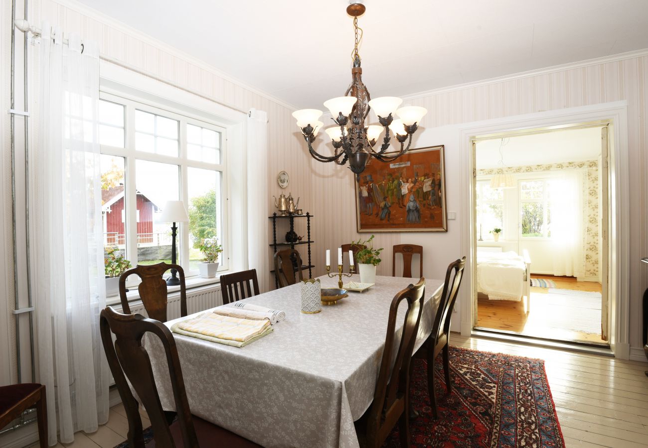 Ferienhaus in Köpmannebro - Einzigartiges Haus in Köpmannebro mit fantastischem Seegrundstück | SE17008