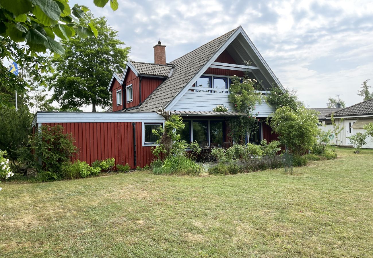 Ferienhaus in Färjestaden - Geräumiges Haus in Färjestaden auf Öland mit Sauna | SE04011