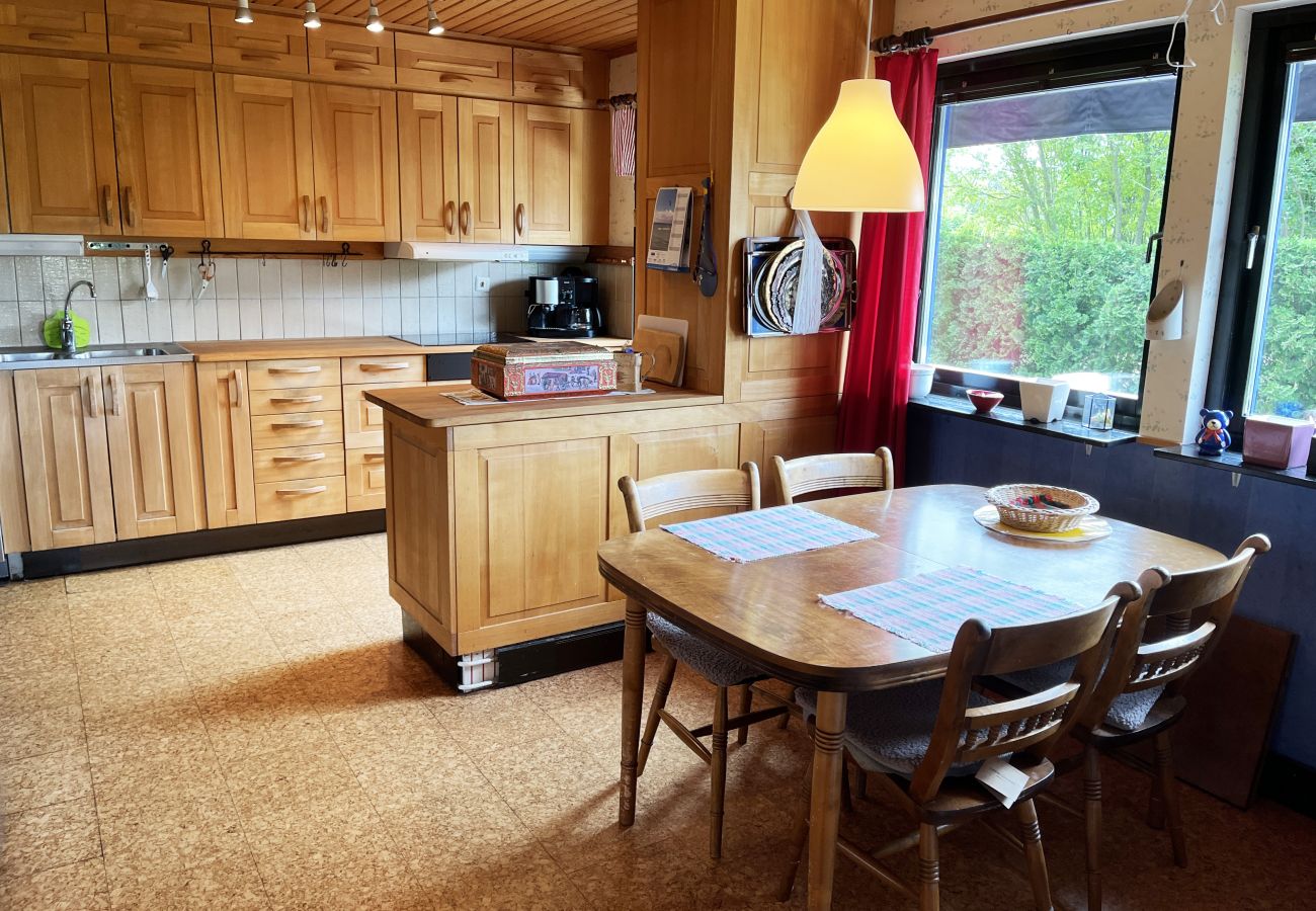 Ferienhaus in Färjestaden - Geräumiges Haus in Färjestaden auf Öland mit Sauna | SE04011