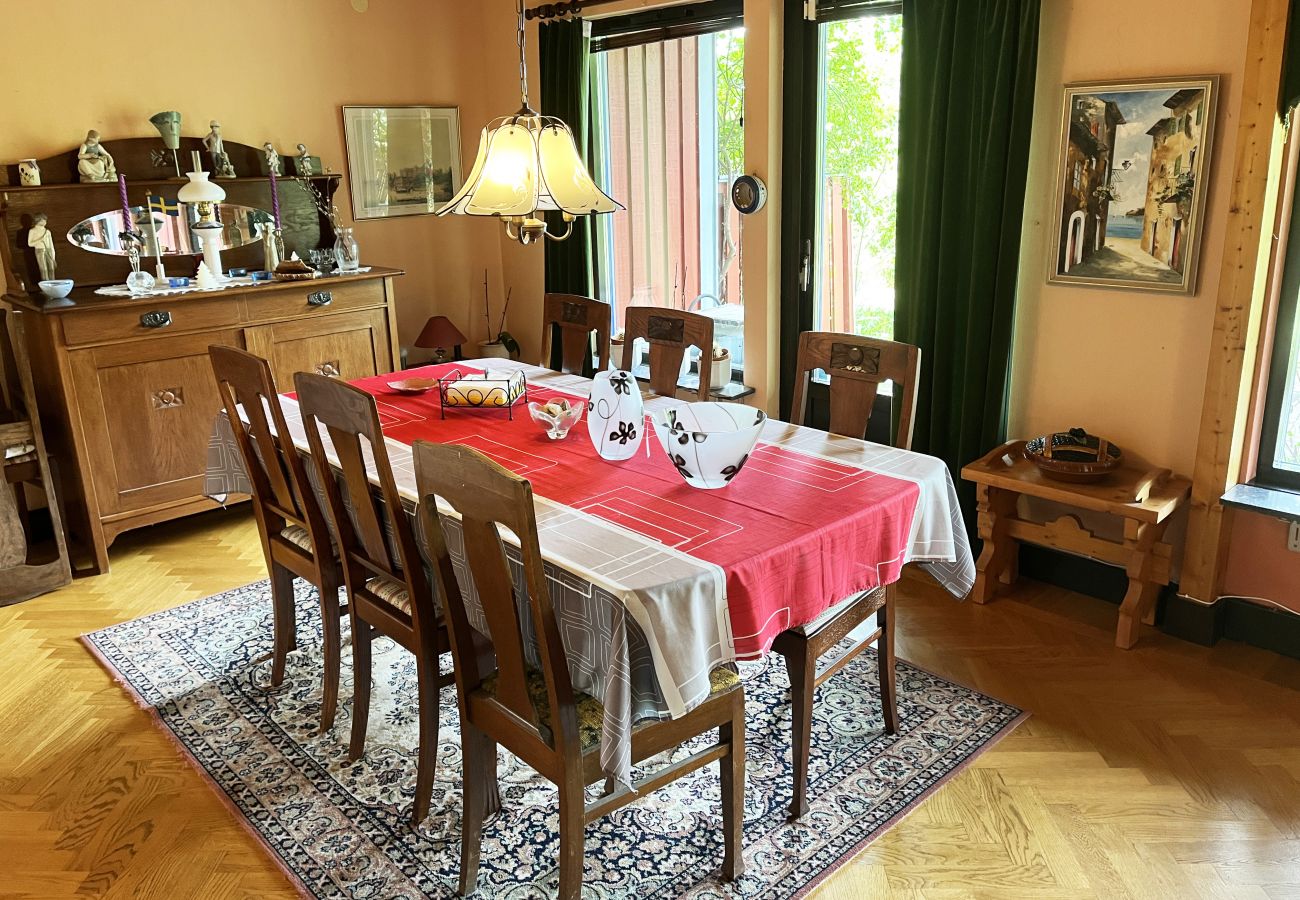 Ferienhaus in Färjestaden - Geräumiges Haus in Färjestaden auf Öland mit Sauna | SE04011