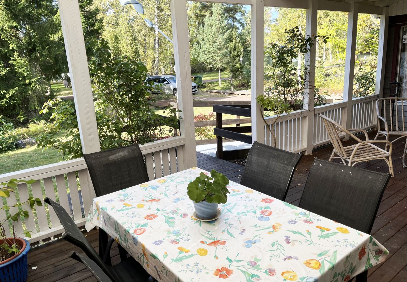 Ferienhaus in Mönsterås - Ferienhaus auf Oknö in der Nähe von Schwimmen und Natur | SE05013