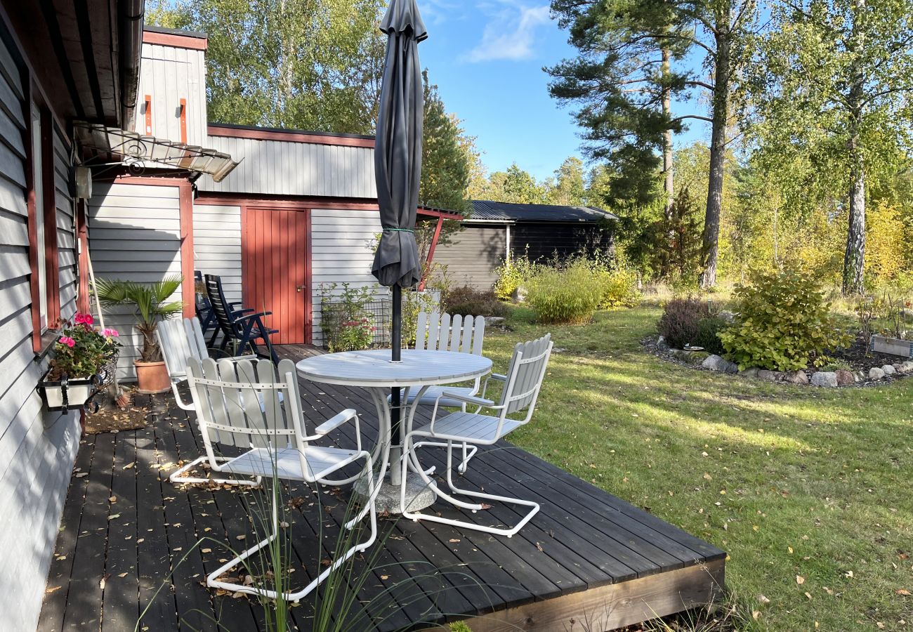 Ferienhaus in Mönsterås - Ferienhaus auf Oknö in der Nähe von Schwimmen und Natur | SE05013