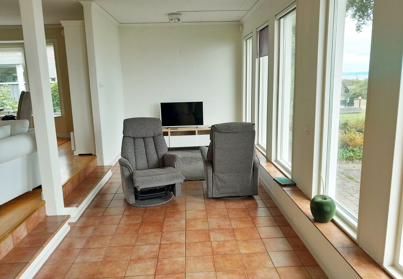 Ferienhaus in Jonstorp - Schönes Strandhaus mit Meerblick in Jonstorp| SE01020
