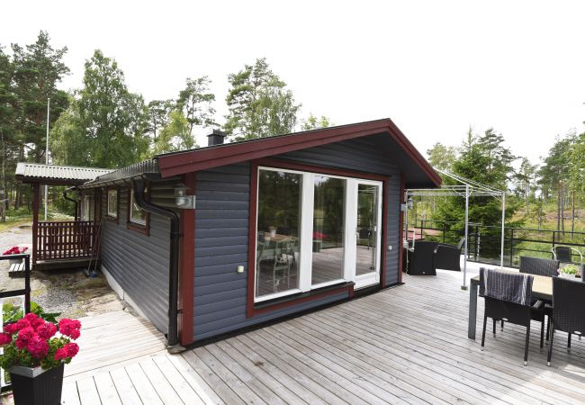 Ferienhaus in Mellerud - Ferienhaus mit schöner Aussicht auf den Vänernsee außerhalb von Mellerud | SE17009 Ferienhaus in Mellerud - Ferienhaus mit schöner Aussicht auf den Vänernsee außerhalb von Mellerud | SE17009
