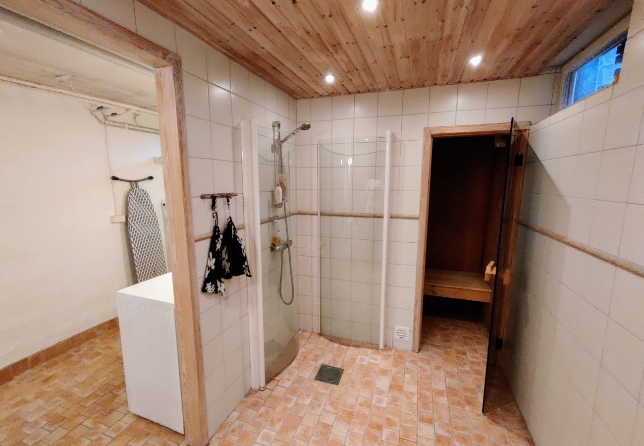 Ferienhaus in Sollentuna - Modernes Haus in Stockholm mit Sauna | SE13003