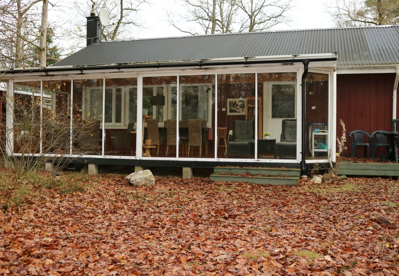 Ferienhaus in Hässleholm - Gemütliches Ferienhaus mit Wald vor dem Hausknoten, Hässleholm | SE01559