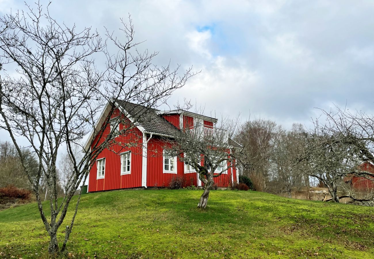 Haus in Reftele - Schönes Ferienhaus mit schöner Aussicht in Häljarp, Reftele | SE07029