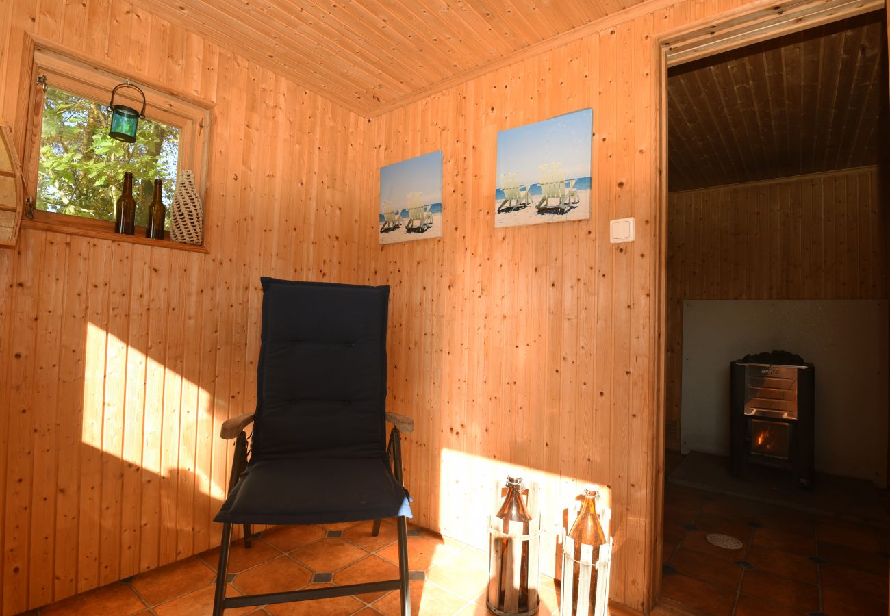 Ferienhaus in Svanesund -  Frische und gemütliche Villa mit holzbefeuertem Whirlpool und Sauna | SE09026 Svanesund/Orust