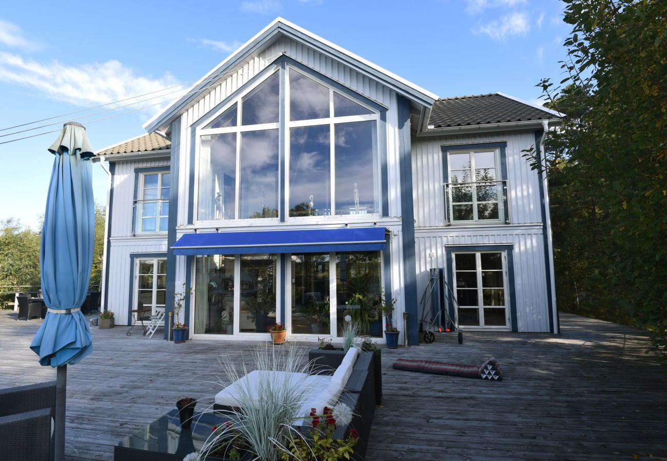 Haus in Kode -  Schöne geräumige Villa im Süden von Bohuslän mit Spa | SE09028