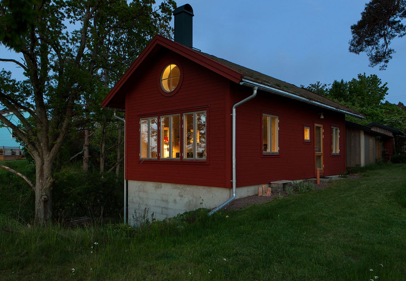 Ferienhaus in Rockneby - Architektenhaus in Drag mit Panoramablick auf Dragsviken | SE05015