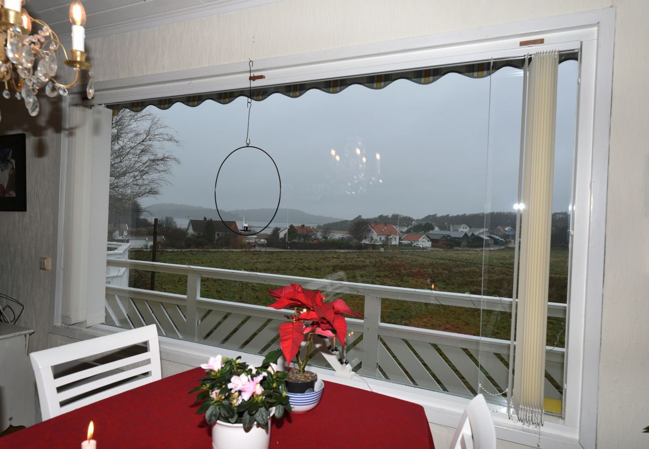 Ferienhaus in Lycke - erienhaus mit Meerblick bei Marstrand | SE09030