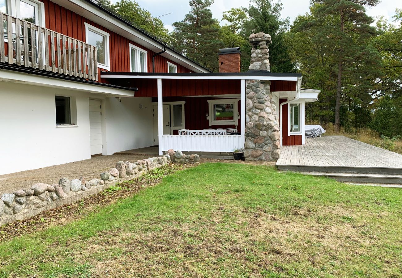 Ferienhaus in Vaxholm - Geräumige Villa mit Meerblick in Skarpö, Vaxholm | SE13002