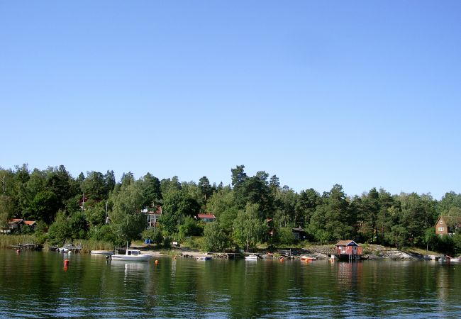 Ferienhaus in Lidingö - Schönes Sommerhaus in Meeresnähe auf Lidingö | SE13005