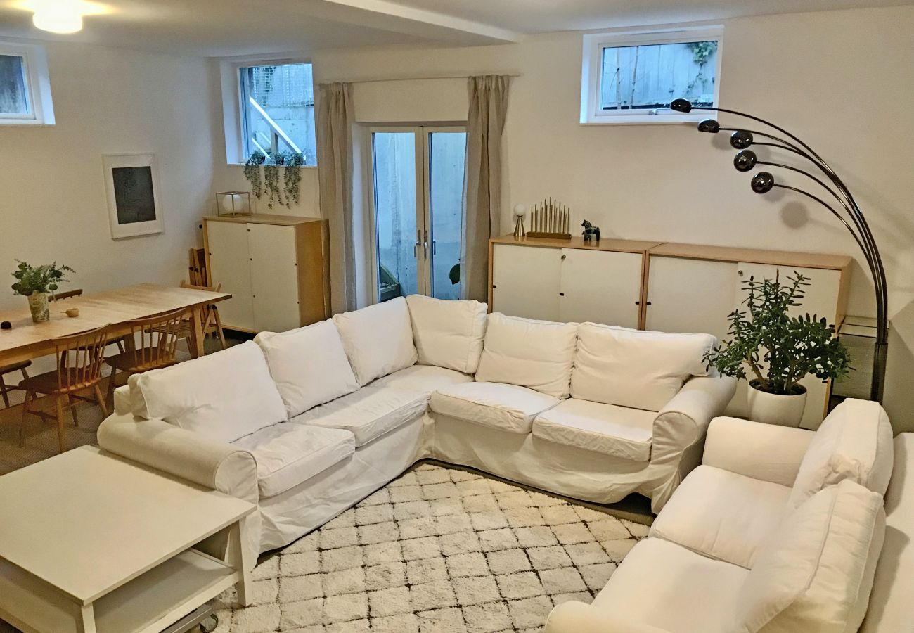 Ferienhaus in Lidingö - Schönes Sommerhaus in Meeresnähe auf Lidingö | SE13005