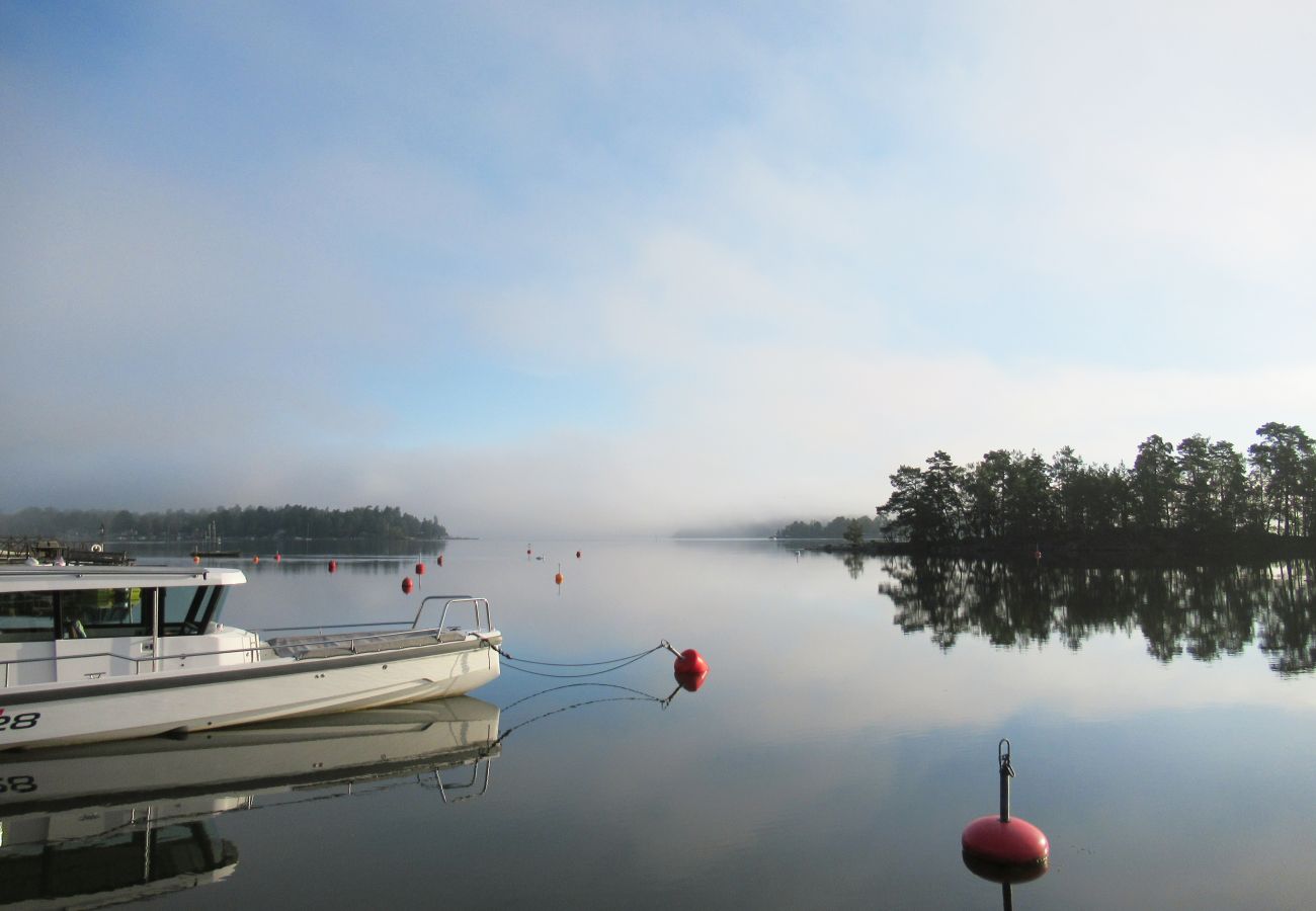 Ferienhaus in Lidingö - Schönes Sommerhaus in Meeresnähe auf Lidingö | SE13005