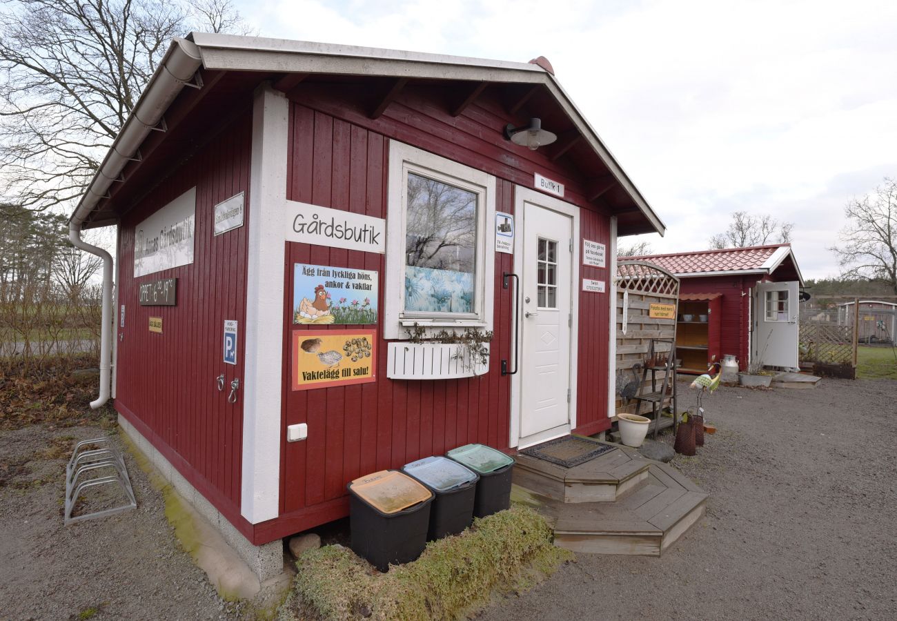 Ferienhaus in Vassmolösa - Landhaus mit Nebengebäude in Meeresnähe, Kalmar |SE05016