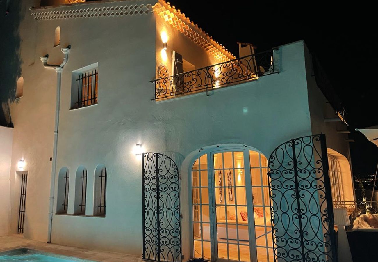 Villa in Vallauris - Villa Bellevue - Etoiles du Sud