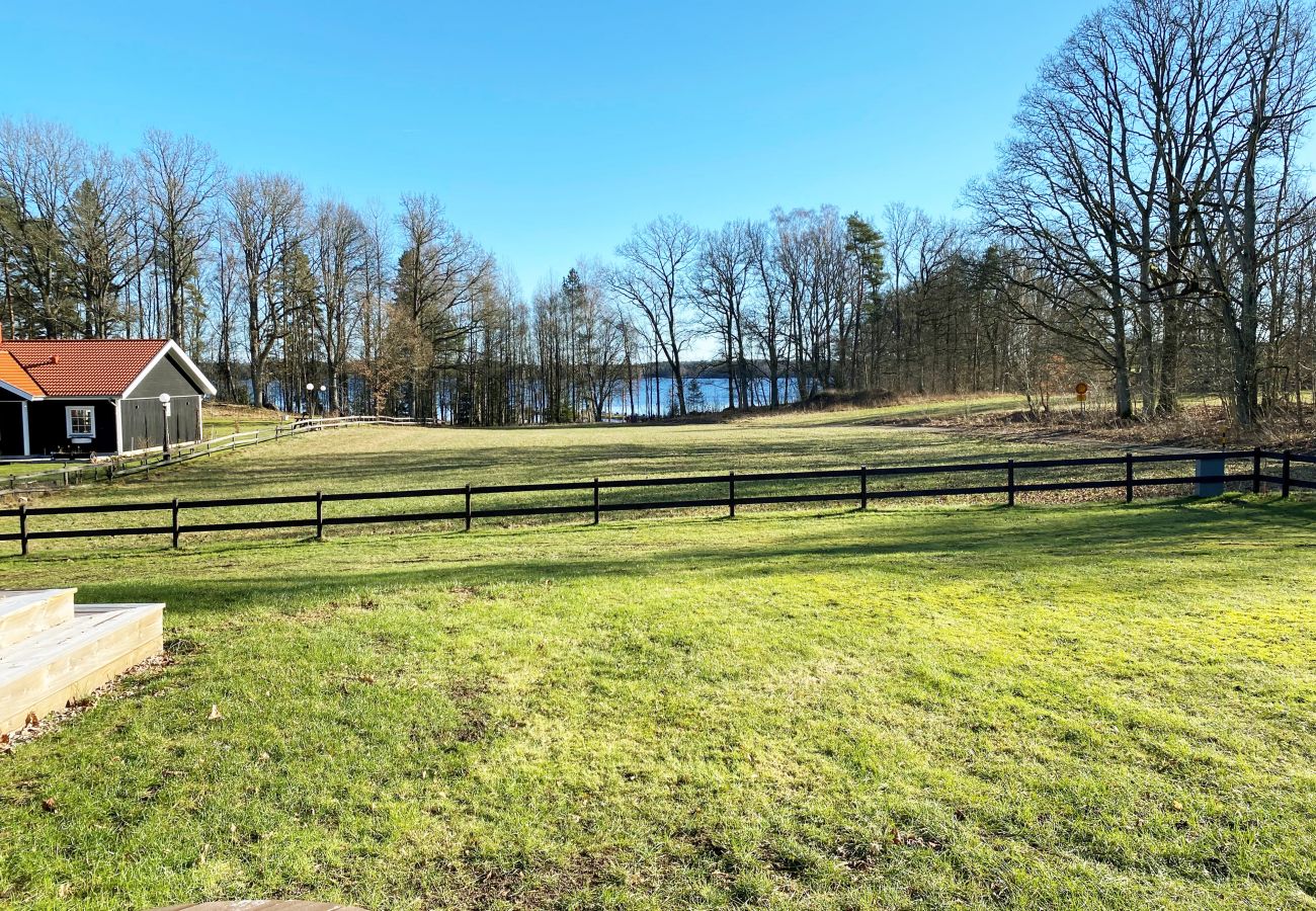 Ferienhaus in Bolmsö - Gut ausgestattetes Ferienhaus auf Bolmsö außerhalb von Ljungby | SE06052