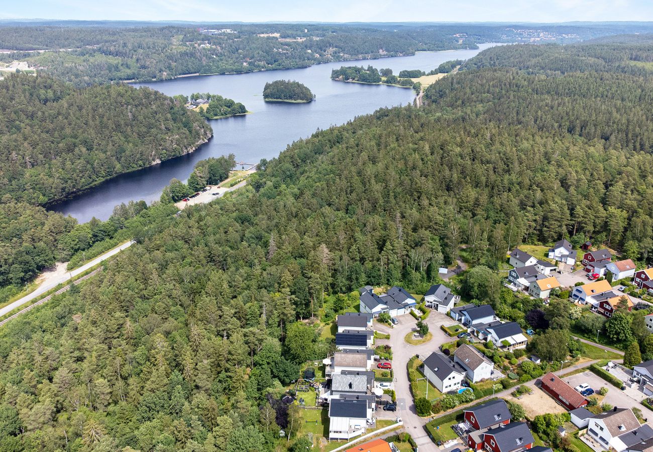 Ferienhaus in Mölnlycke -  Ferienhaus mit hohem Standard in Mölnlycke | SE08043