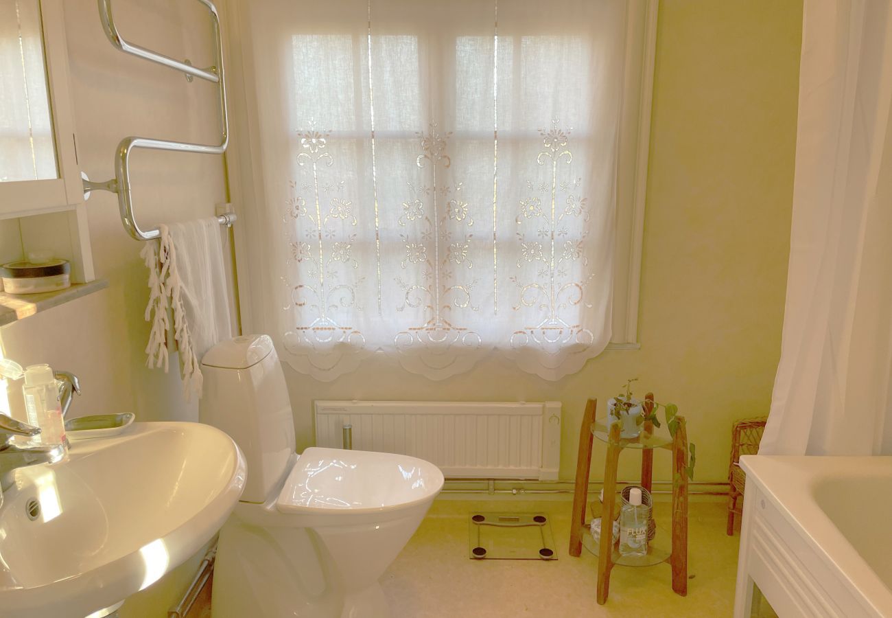 Ferienhaus in Urshult - Ferienhaus mit eigenem Seegrundstück bei Mien | SE06045