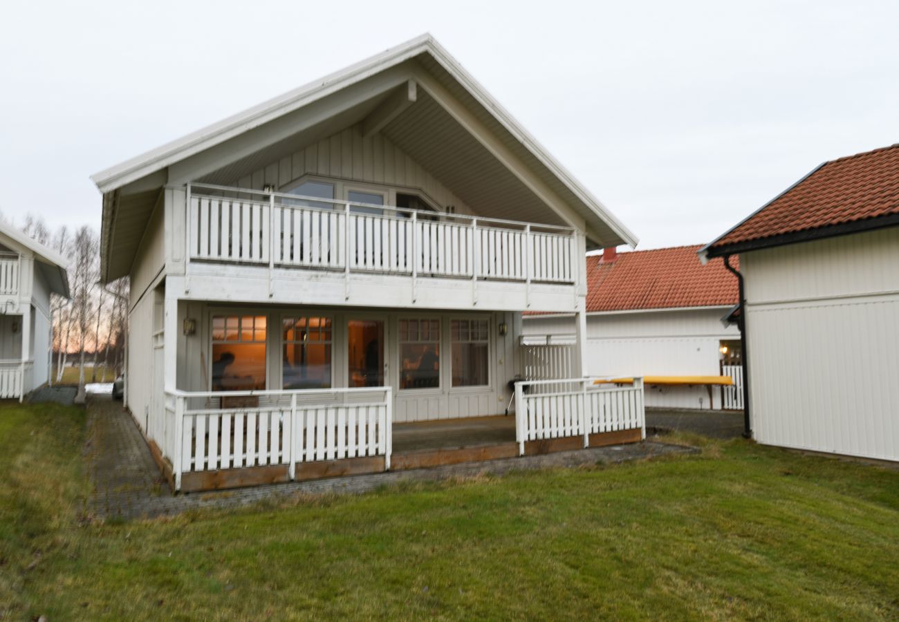 Ferienhaus in Bengtsfors - Ferienhaus in Bengtsfors in der Nähe des Sees | SE17010