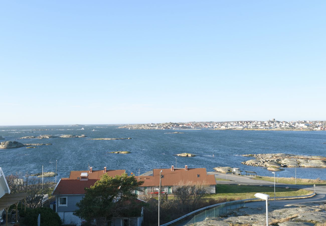 Ferienhaus in Fotö - Architektenvilla mit Meerblick auf Fotö | SE09032