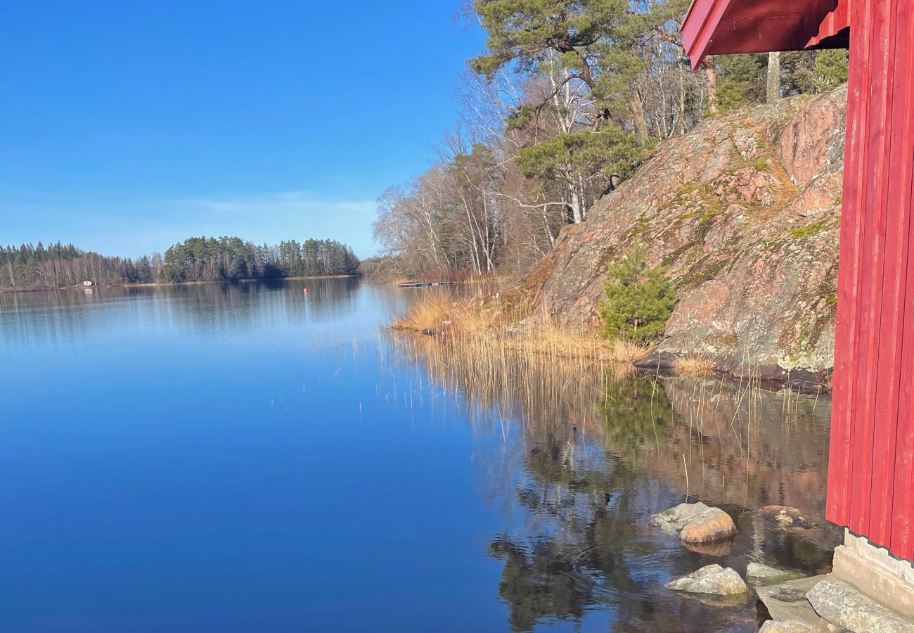 Ferienhaus in Ljungby - Fantastisches Ferienhaus mit eigenem Seegrundstück bei Bolmen, Ljungby | SE06053