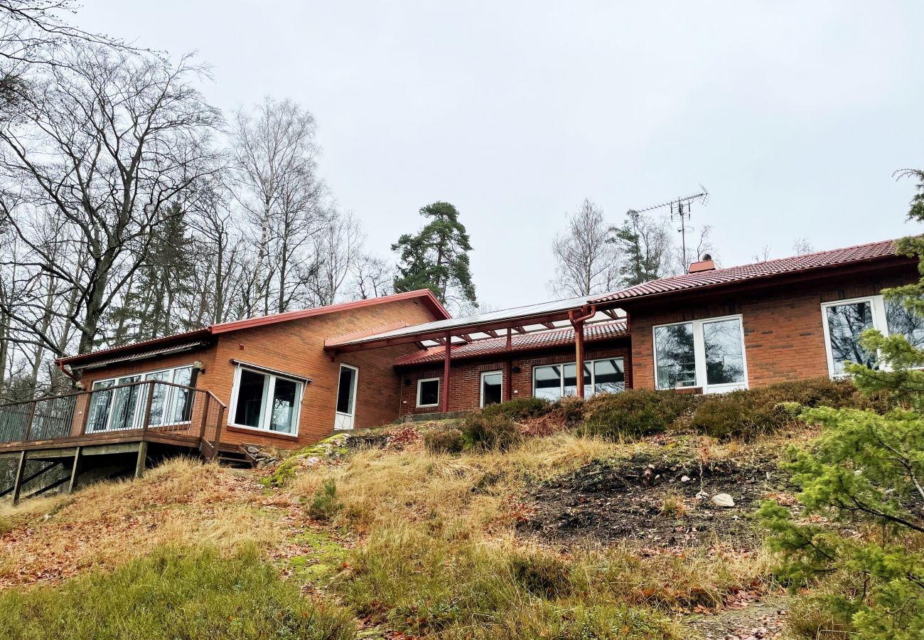 Ferienhaus in Ljungby - Fantastisches Ferienhaus mit eigenem Seegrundstück bei Bolmen, Ljungby | SE06053