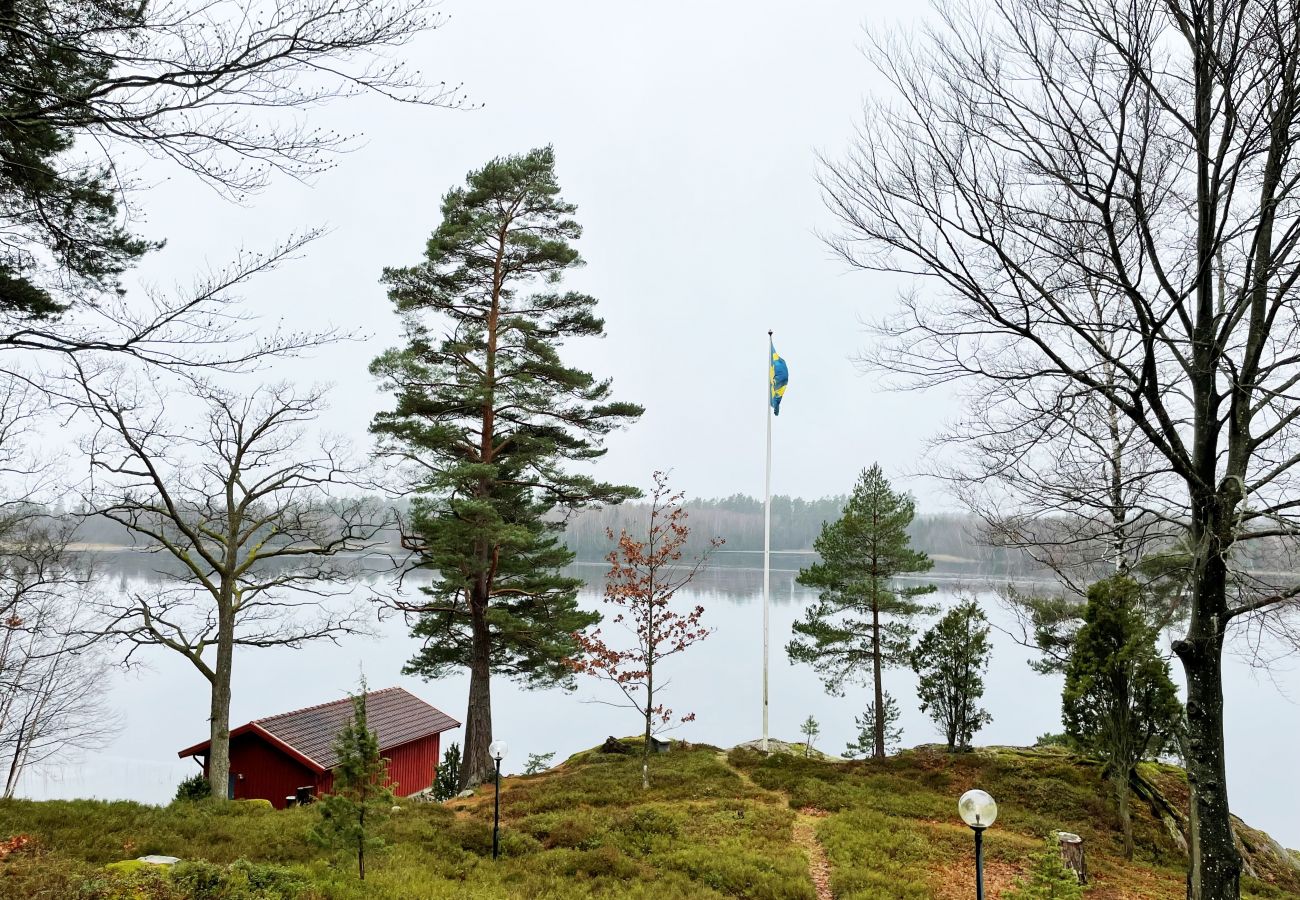 Ferienhaus in Ljungby - Fantastisches Ferienhaus mit eigenem Seegrundstück bei Bolmen, Ljungby | SE06053