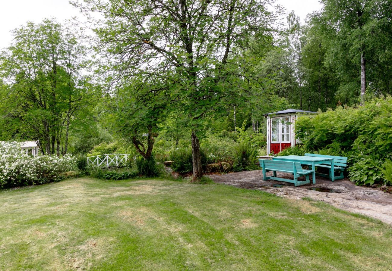 Ferienhaus in Bor - Gemütliches Ferienhaus mit einzigartigem Garten ausserhalb vom Värnamo | SE07039