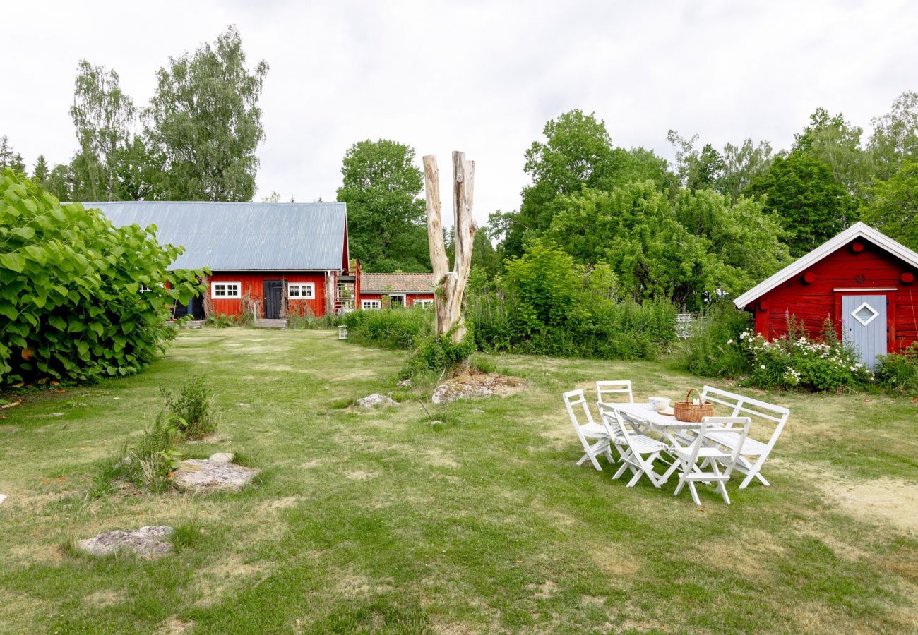 Ferienhaus in Bor - Gemütliches Ferienhaus mit einzigartigem Garten ausserhalb vom Värnamo | SE07039