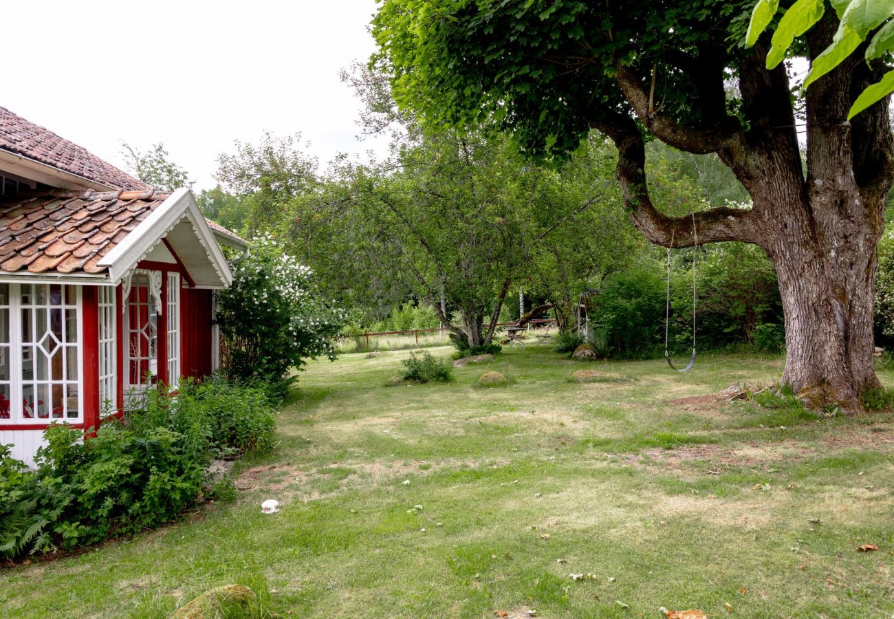 Ferienhaus in Bor - Gemütliches Ferienhaus mit einzigartigem Garten ausserhalb vom Värnamo | SE07039