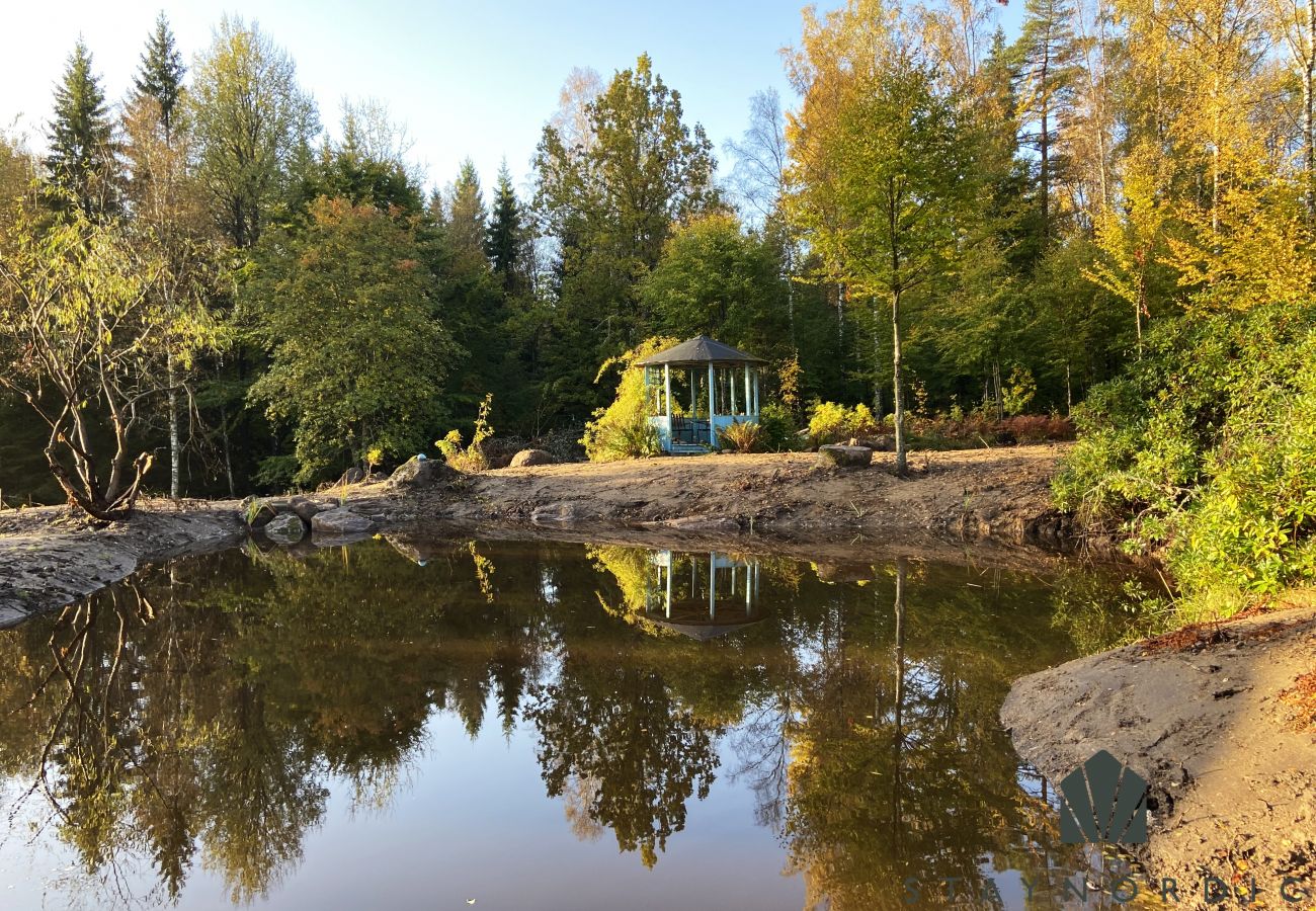 Ferienhaus in Bor - Gemütliches Ferienhaus mit einzigartigem Garten ausserhalb vom Värnamo | SE07039