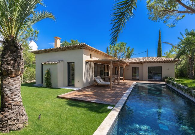 Villa in Saint-Tropez - Villa Pinet - Etoiles du Sud