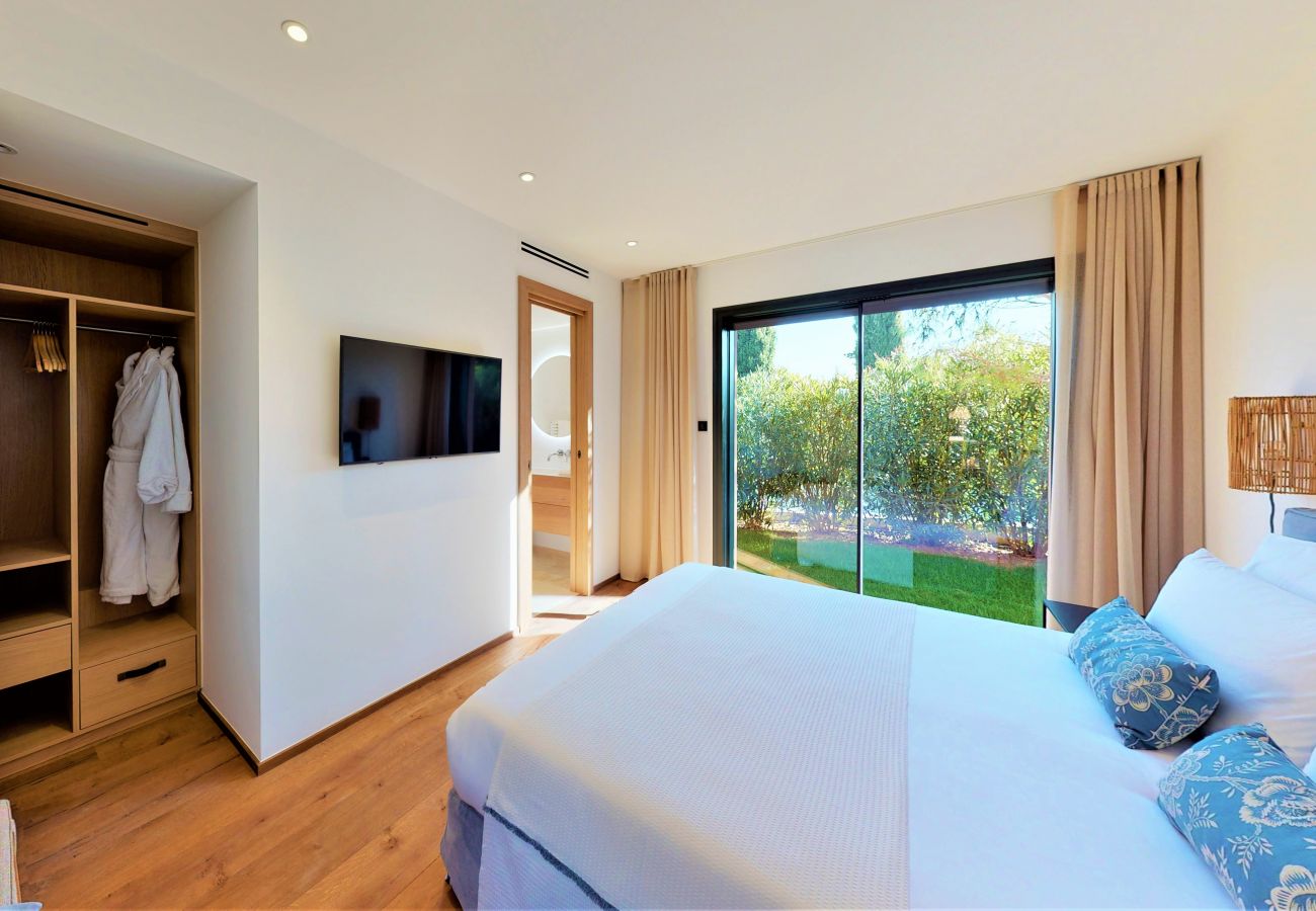 Villa in Saint-Tropez - Villa Pinet - Etoiles du Sud