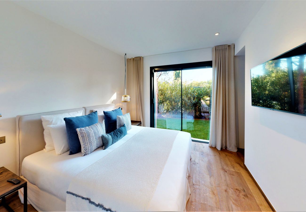 Villa in Saint-Tropez - Villa Pinet - Etoiles du Sud