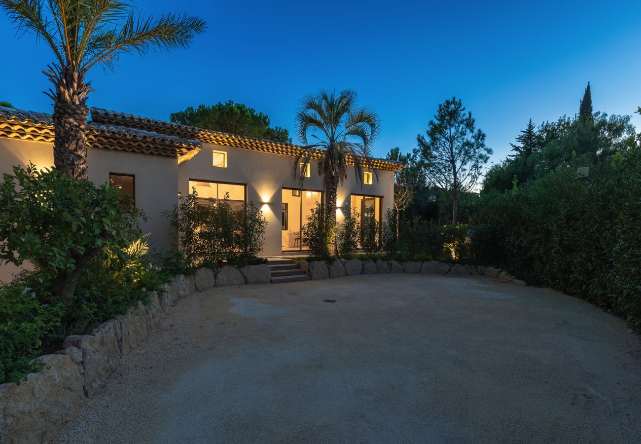 Villa in Saint-Tropez - Villa Pinet - Etoiles du Sud