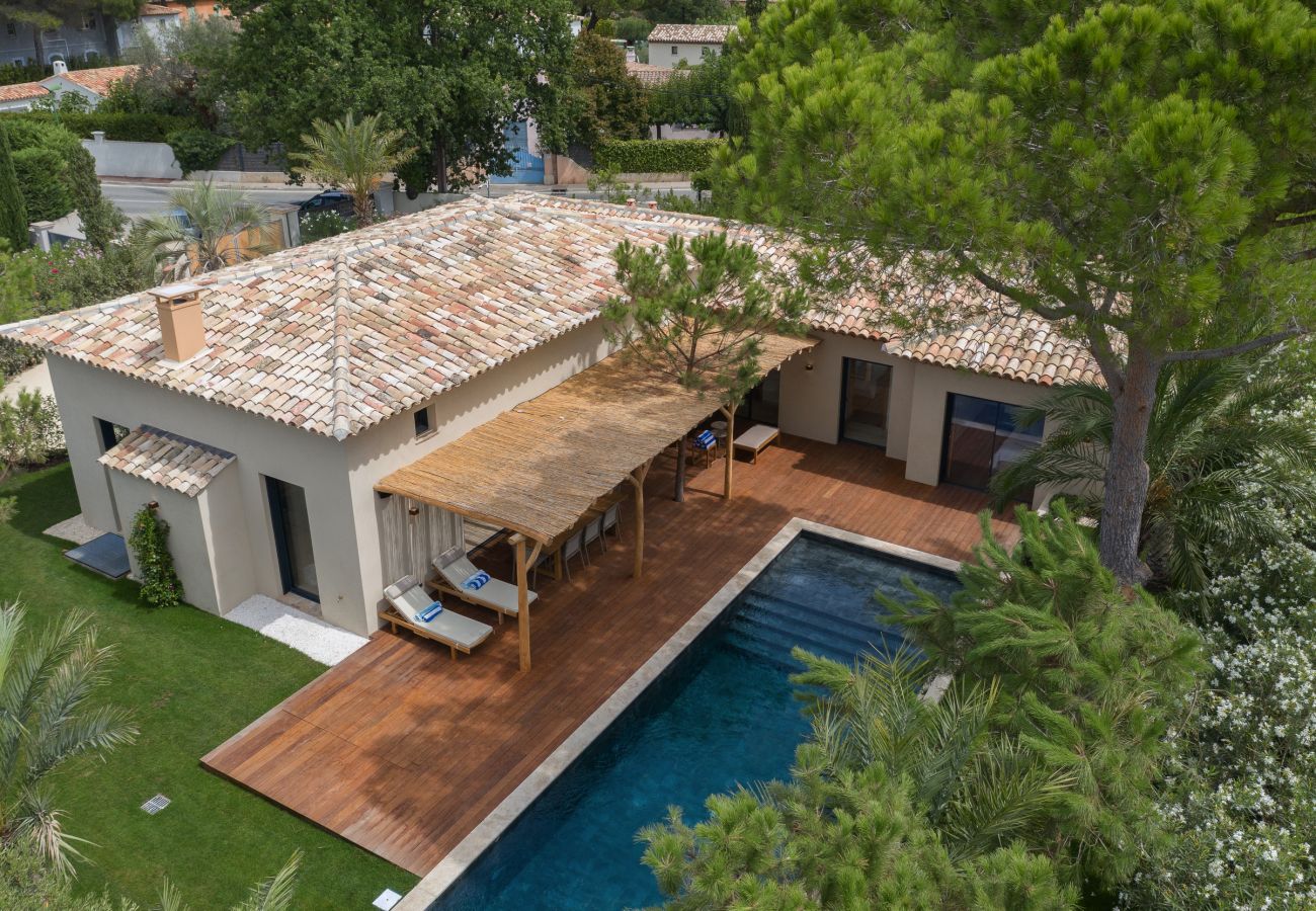 Villa in Saint-Tropez - Villa Pinet - Etoiles du Sud